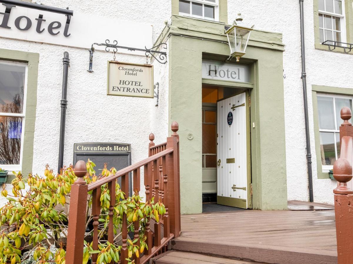 Oyo Clovenfords Hotel Exterior foto